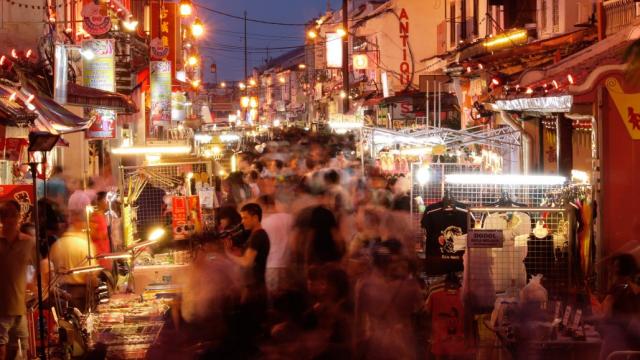 Night market in Malaysia. Photo credit: Asian Development Bank.