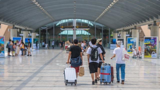 Offering nonstop services between secondary destinations, such as Cebu−Kota Kinabalu and Makassar−Kota Kinabalu, could boost intra-Southeast Asian passenger traffic and tourism. Photo credit: ADB.